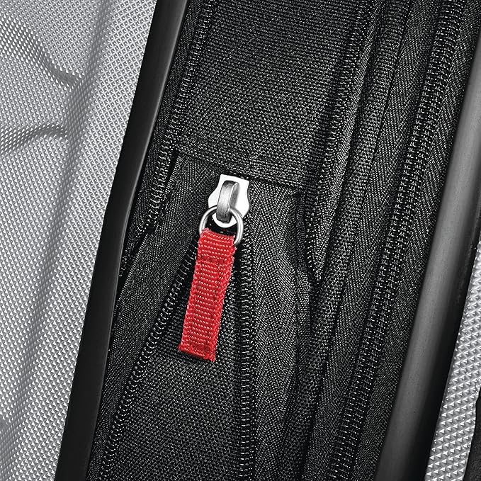 Samsonite Omni PC Hardside Expandable Luggage with Spinner Wheels, Silver, Checked-Medium 24-Inch